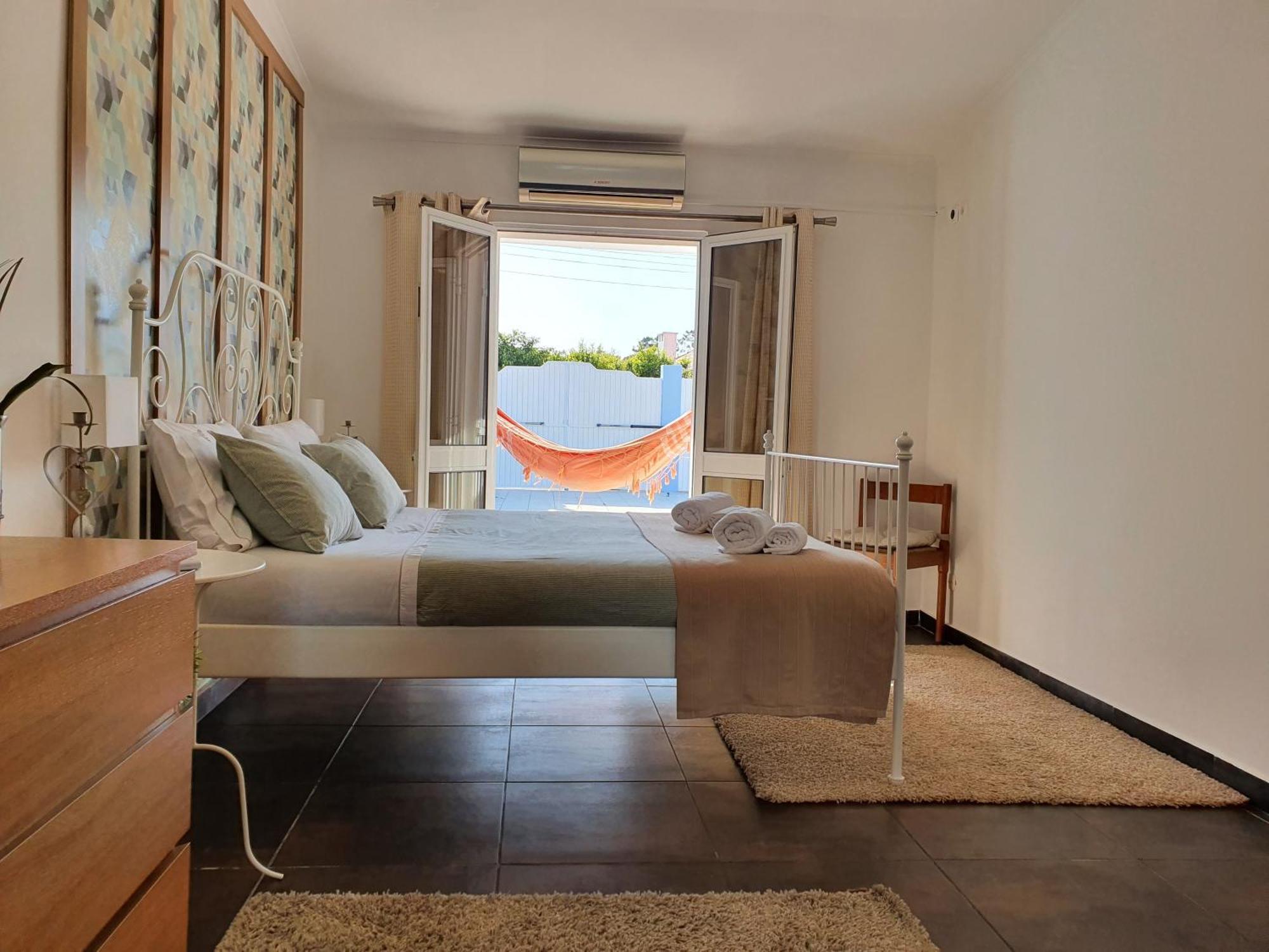 Moradia Familiar Piscina 5Min Praia By Host-Point Charneca  Luaran gambar